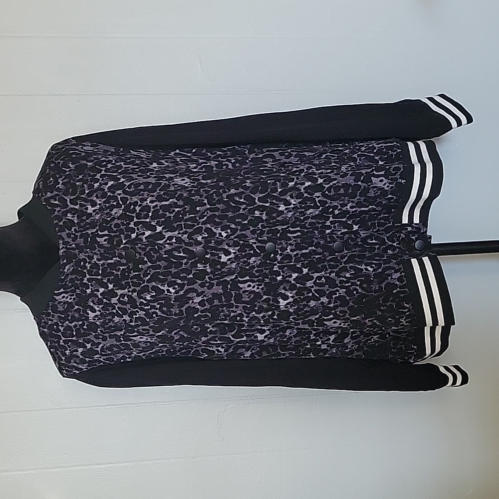 Torrid Twill PRINT BOMBER variety jacket size 3